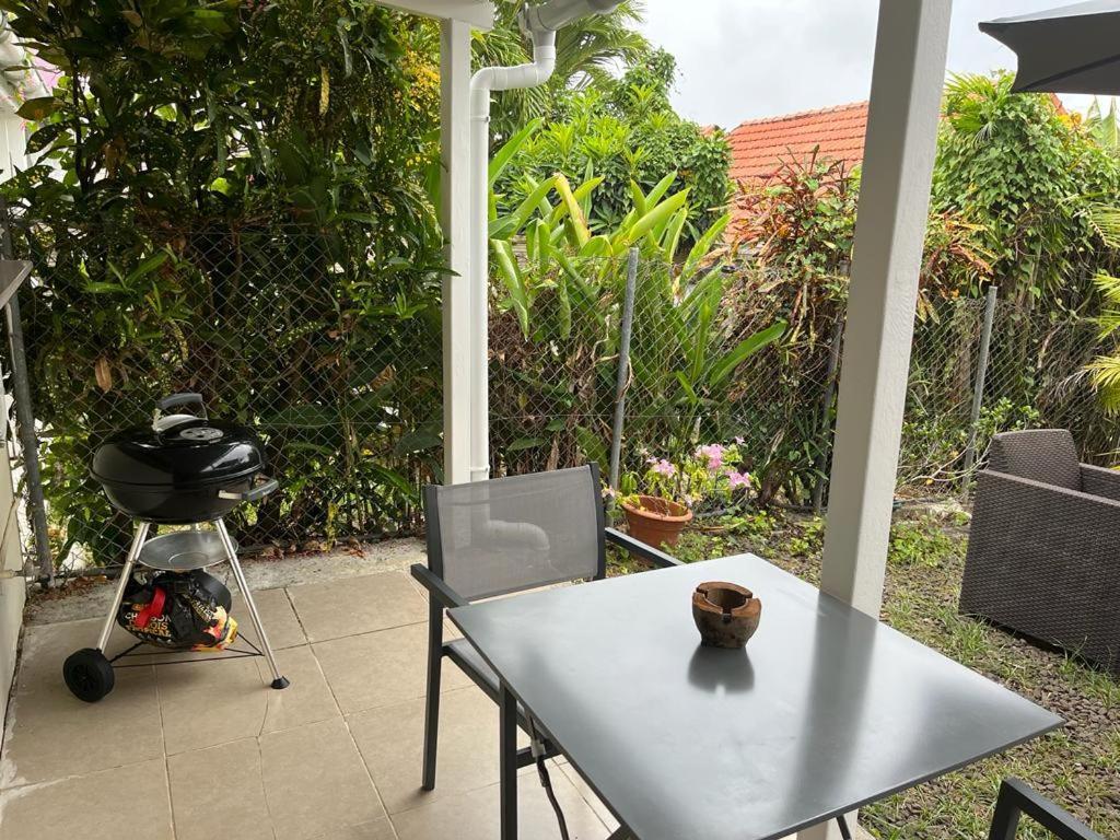 Agreable Appartement En Rez-De-Jardin A 450M De La Mer 圣安娜 外观 照片